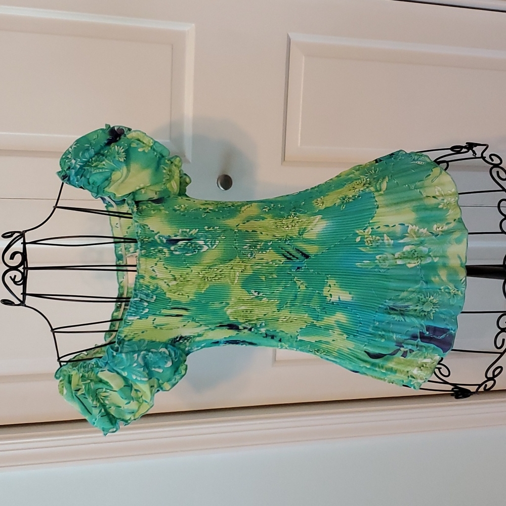 Stretchy Peplum Top